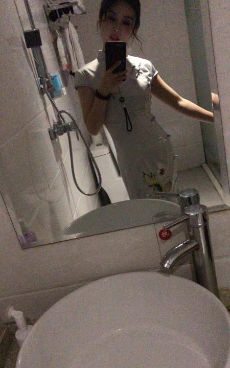 南山瑜伽老师媚儿