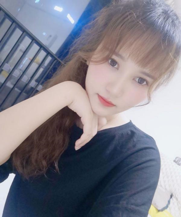 闵行美少妇小露