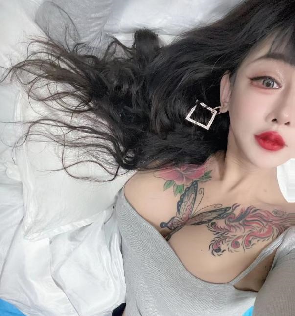天津风骚大胸ts