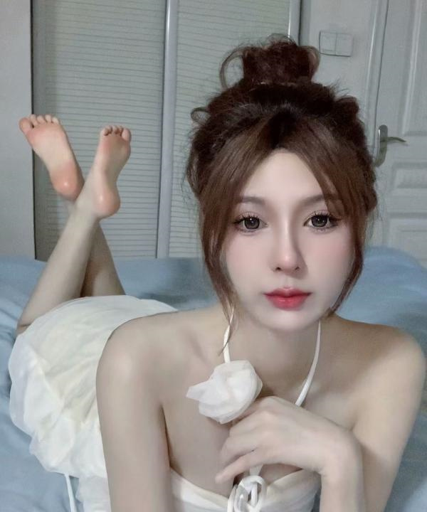 黑丝美腿baby