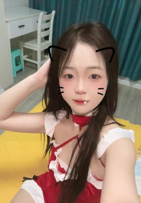 活泼可爱的糖糖