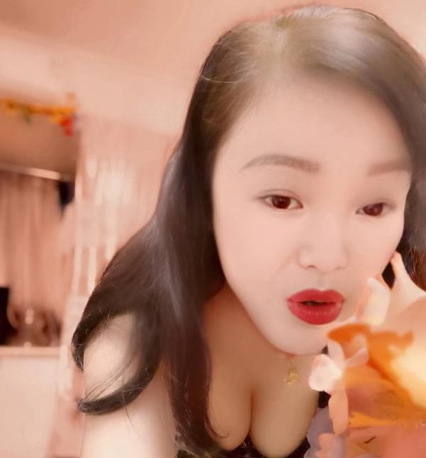 SM大胸少妇