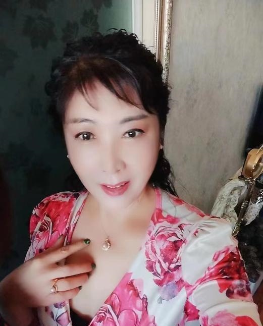 二刷大屁股熟女大姐