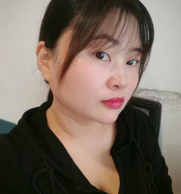 南山大胸少妇