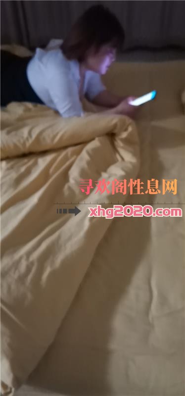 巨乳妹子，喜欢大熊的可以冲