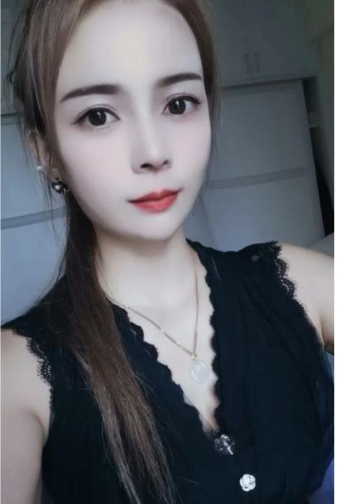 海珠温柔小叶子