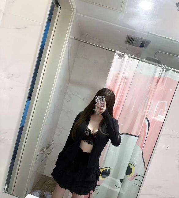 制服小姐姐