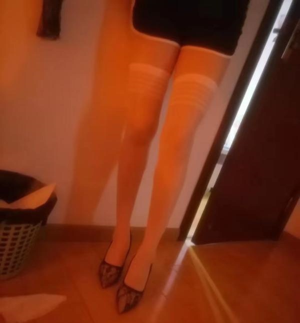 丝足半套小静