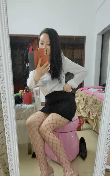 横沙熟妇