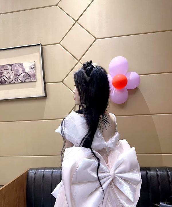 光谷年轻小姐姐