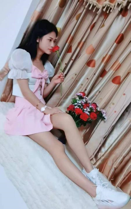 广州颜值丝足美女