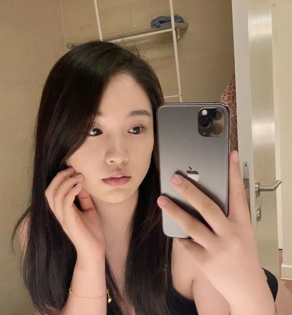 福永大胸雅雅
