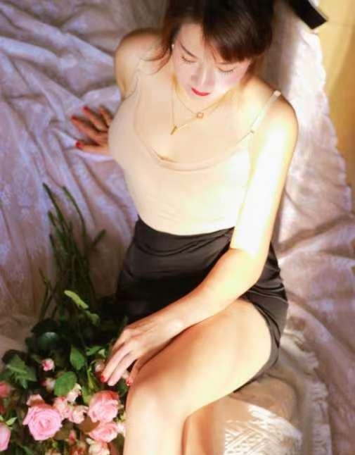 温州村熟女沐晴