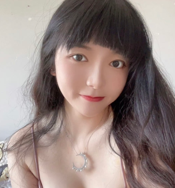 武侯白嫩软妹子
