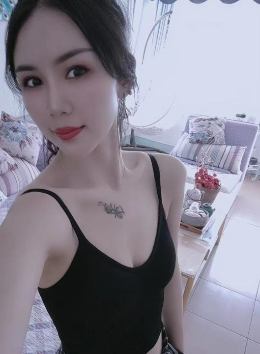 滨江莞式导师小猫咪