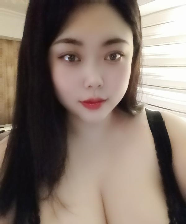 芙蓉巨乳