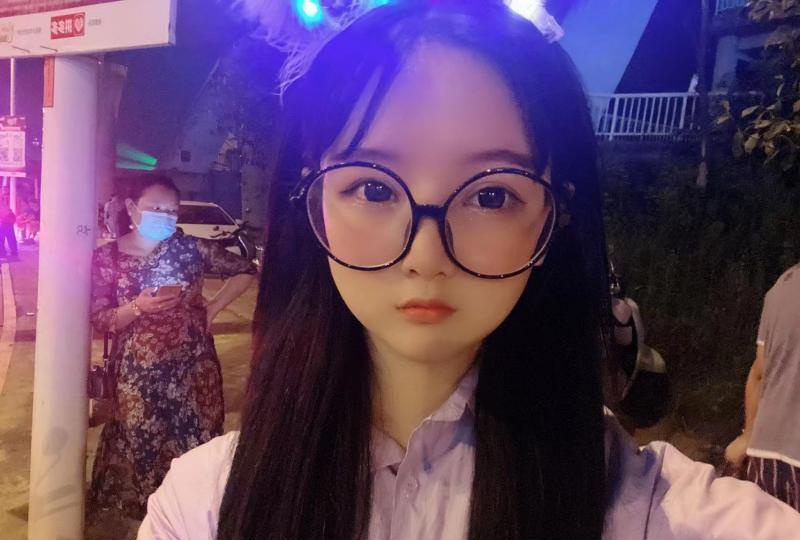 南京大胸萝莉E照