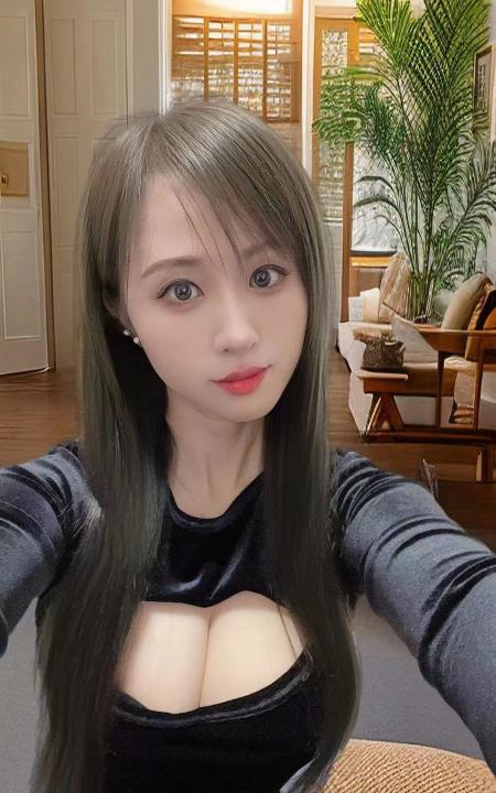 长腿美女娇妹儿