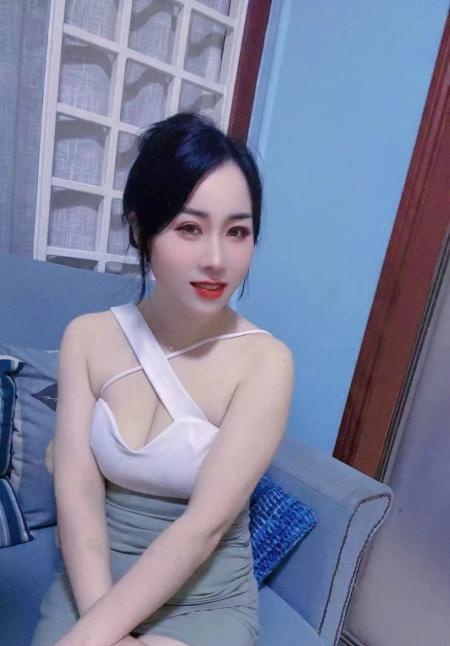 制服大奶梓汐
