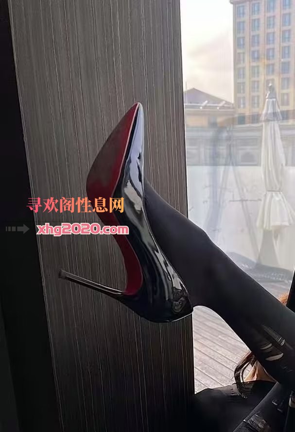 中原路财经学校附近泻火熟女