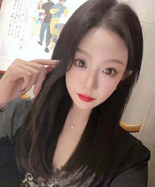 尧化大胸女