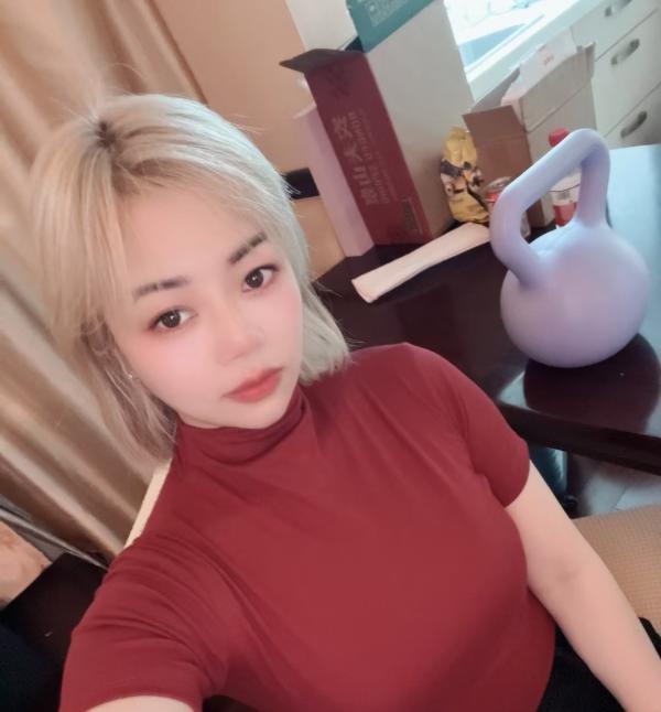 木渎比例协调妹子