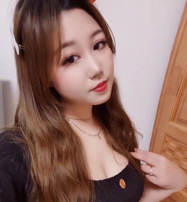 罗湖美臀樱桃