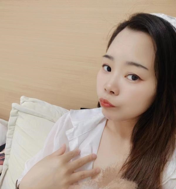 汉口小姐姐七月