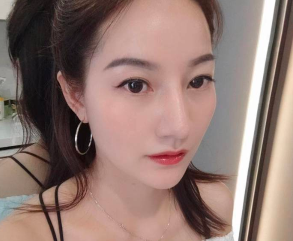 南山高挑静子