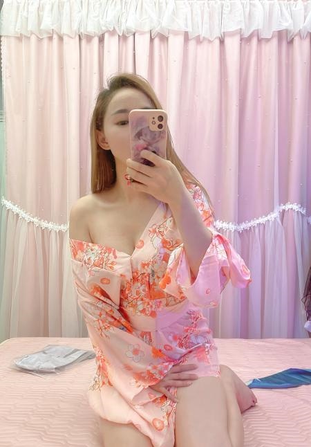 颜值服务型雨涵
