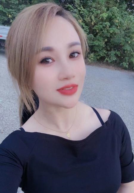 新天地超棒少妇