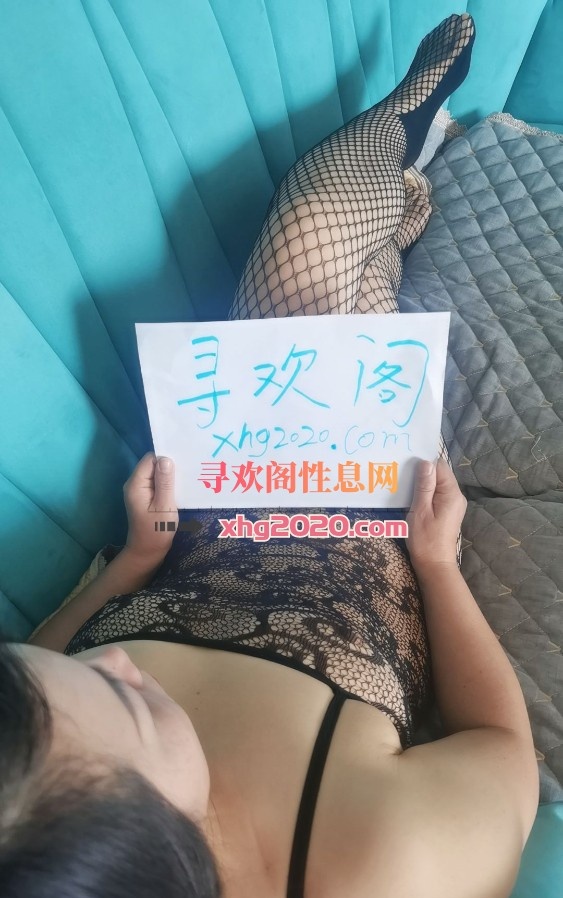 亲自体验蜜桃臀大屁股骚货