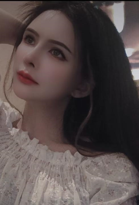 滨江混血美女