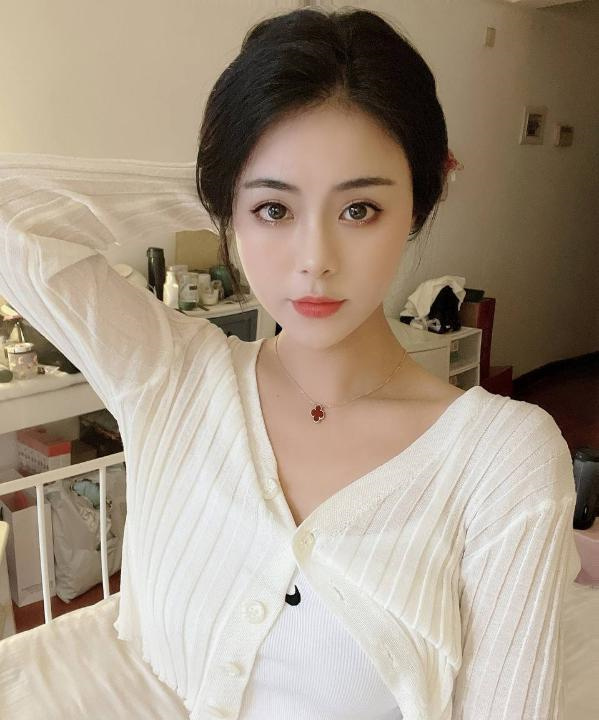 佛系颜值女友服务