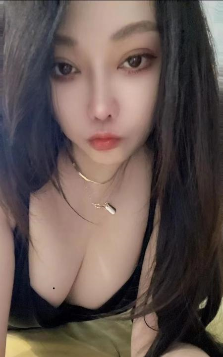 新街口服务系美眉