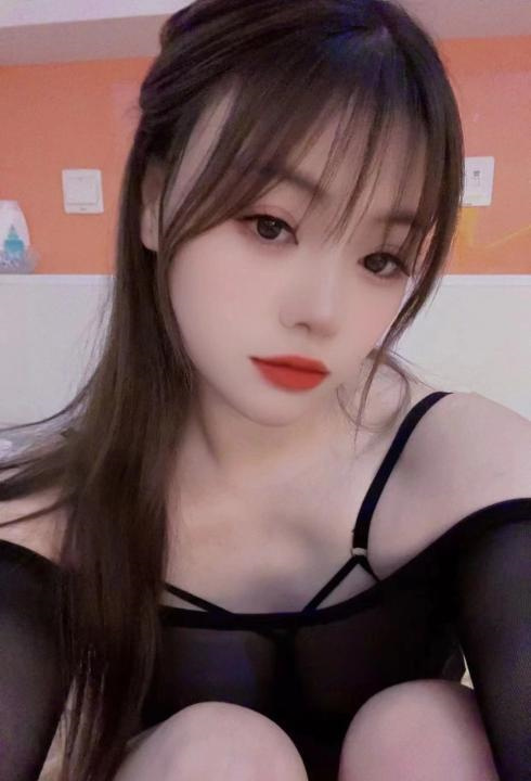 微胖型很有肉感可颜射
