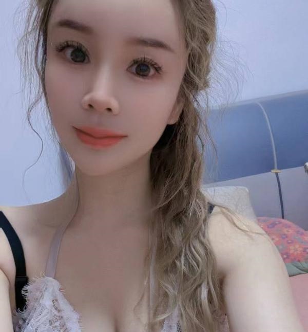 江阴性感风情小姐姐