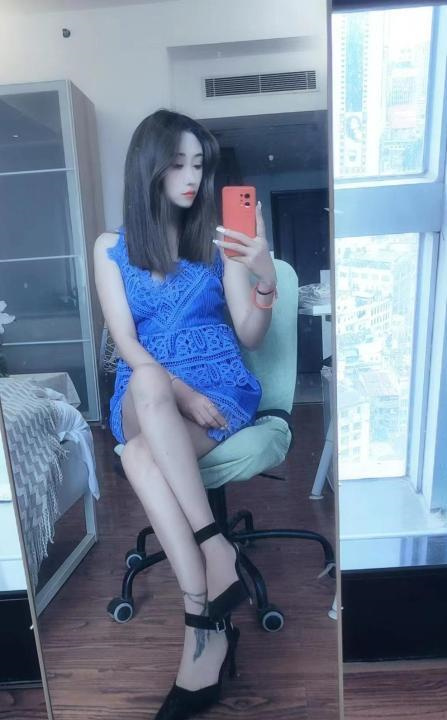 小美妇越秀依娜