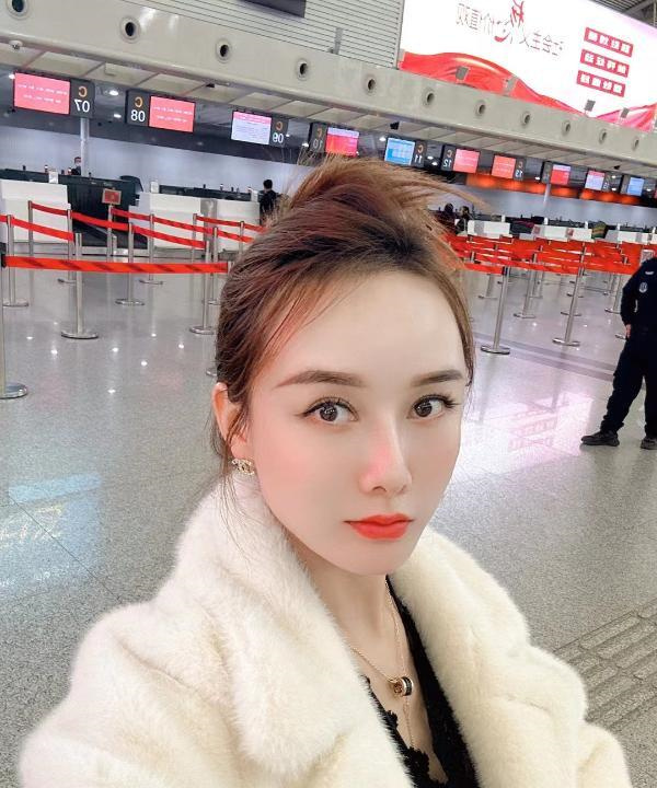 岳麓区美女格格