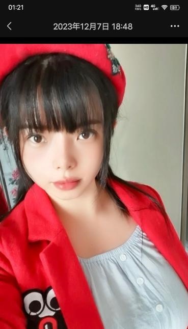 无敌水妹还会夹棒