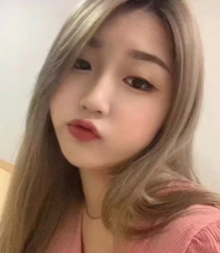 滨湖公寓骚气十足妹子