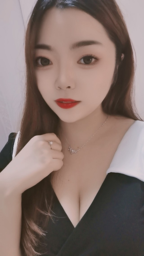 武汉大胸妹子蛮好的