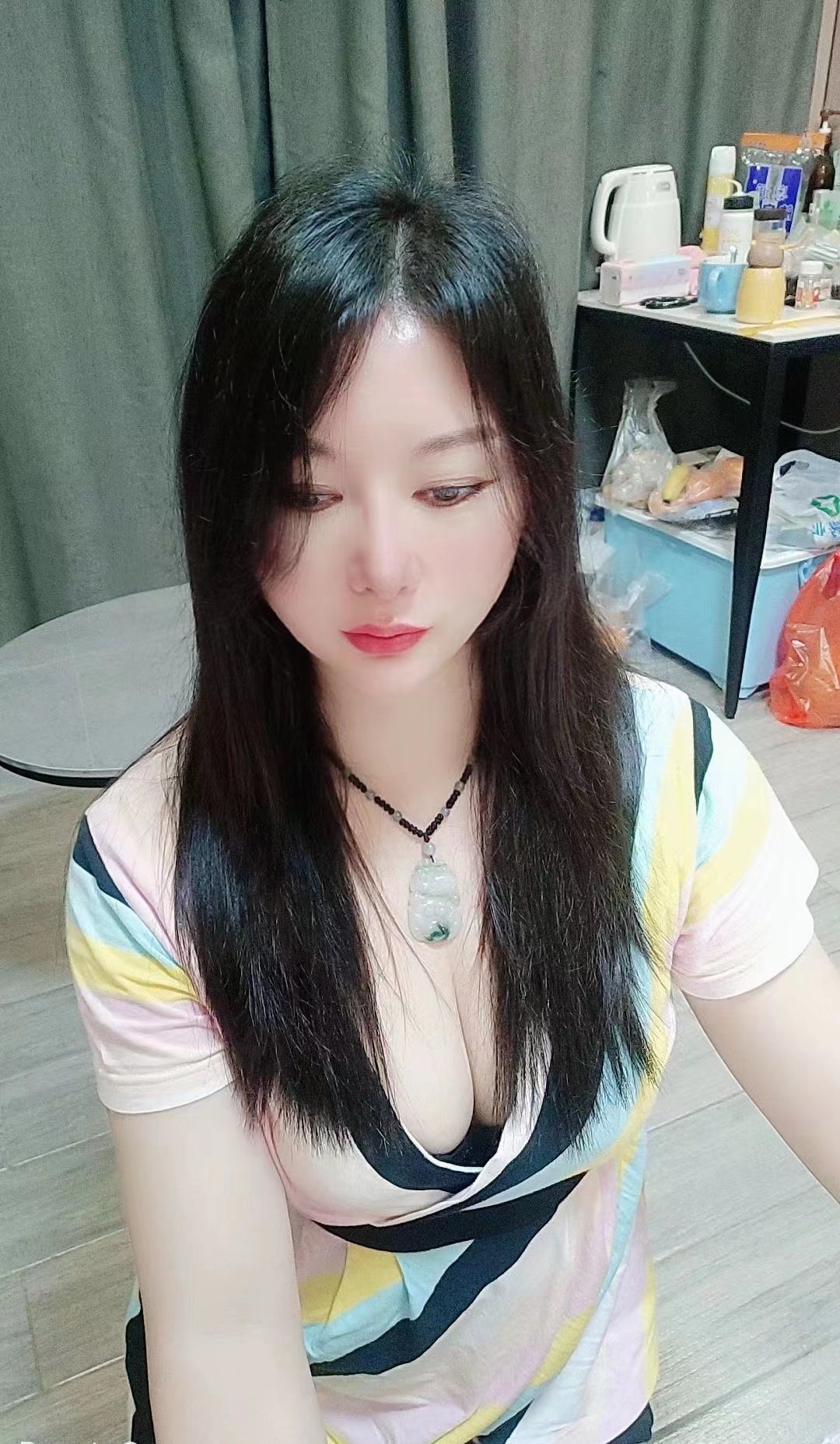 天河风骚服务妹子梦雪