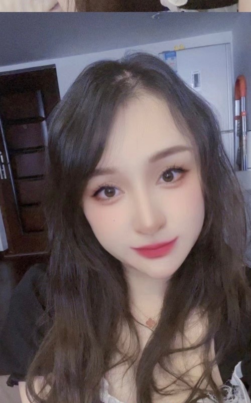 美腿美胸晚晴