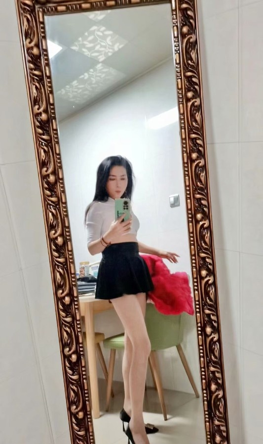 汽车厂新新姐