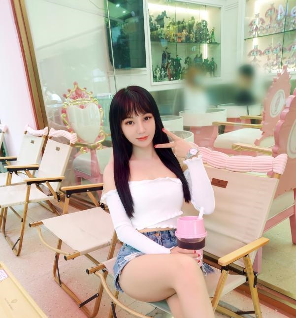 火辣迷人的小老师