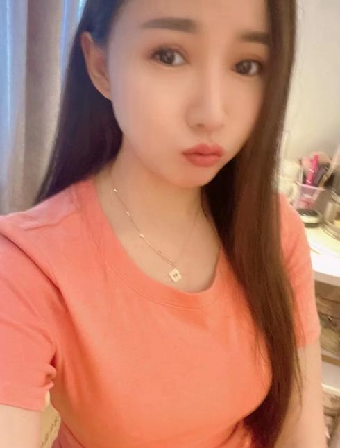 龙华颜值服务系雨涵