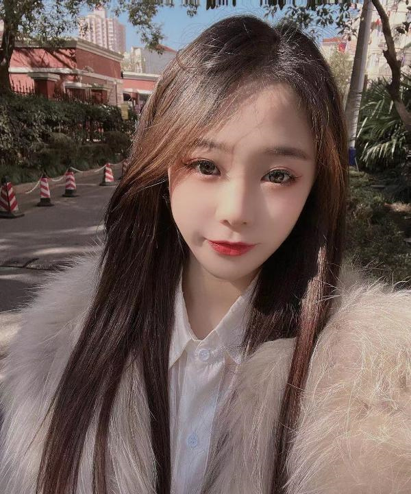闵行年轻的小仙女
