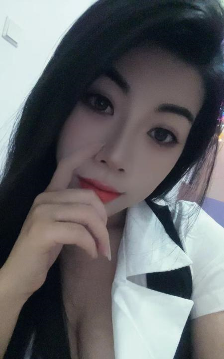 固戍地铁站附近少妇
