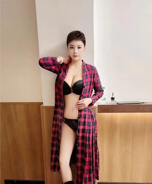 罗湖大奶莎莎